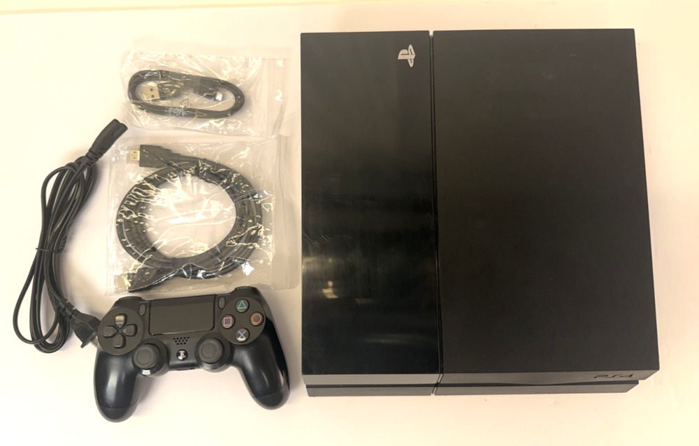 PlayStation 4 - Model CUH-1115A - 500GB + Controller & Cables - Grade A